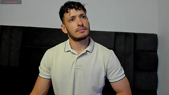 alejandro  2 online show from 05-31-26, 04:14