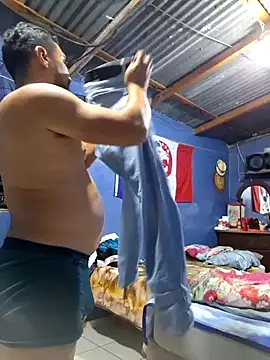 Eumanzor online show from 03-25-26, 02:39