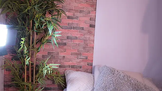 Lucy fit online show from 01-30-25, 09:47