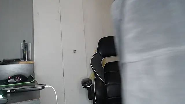 ChrisVacher online show from 12-04-24, 03:15