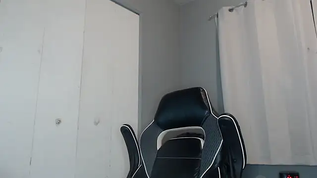 ChrisVacher online show from 01-05-25, 04:25