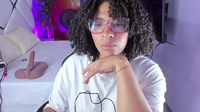 DannaBerry online show from 09-13-25, 01:33