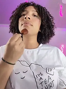 DannaBerry online show from 11-24-25, 03:12