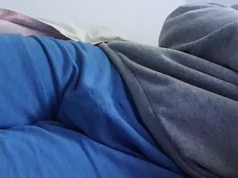 Snapshot of ScalicHat69 chatting on 11-26-25, 07:53 ScalicHat69 online show from 11-26-25, 07:53