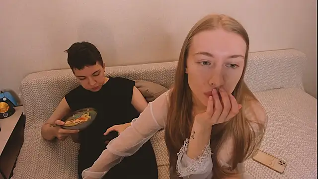 secret dreams   online show from 02-12-26, 07:09