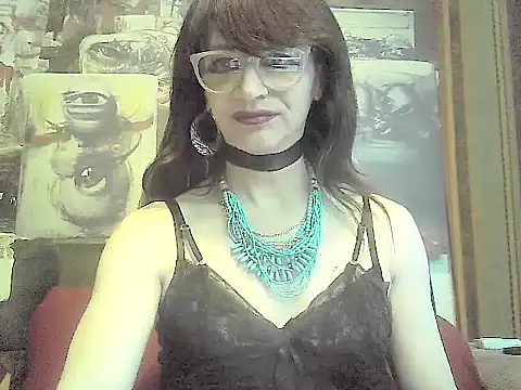 Snapshot of TheBlackWtch chatting on 05-27-26, 05:10 TheBlackWtch online show from 05-27-26, 05:10