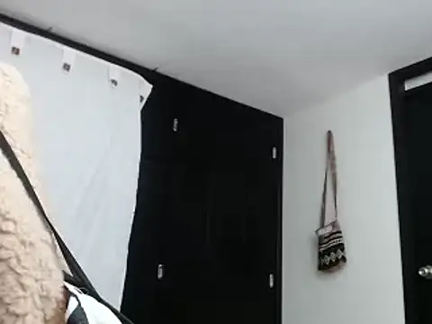 Snapshot of Sonialorens_ chatting on 12-10-24, 09:11 Sonialorens online show from 12-10-24, 09:11