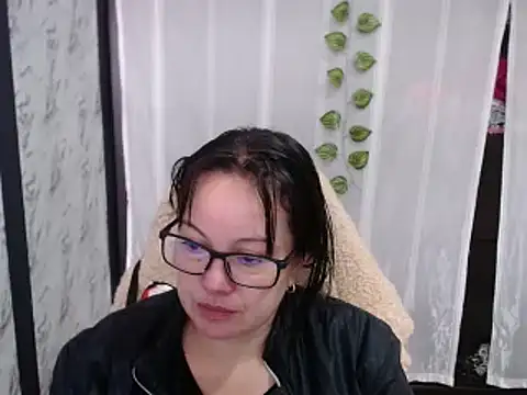 Snapshot of Sonialorens_ chatting on 02-25-25, 03:49 Sonialorens online show from 02-25-25, 03:49