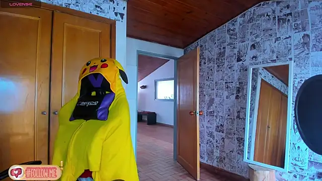 Snapshot of Meli_Pixel chatting on 02-28-25, 08:28 Meli Pixel online show from 02-28-25, 08:28