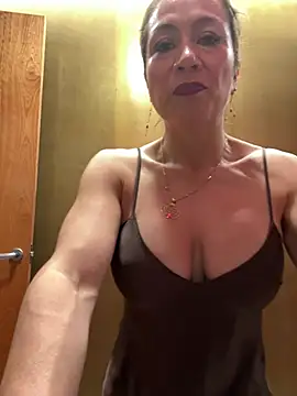 angelitasexy81 online show from 07-07-26, 09:35