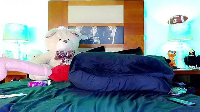 Snapshot of ashley_19xx chatting on 10-03-25, 05:21 ashley 19xx online show from 10-03-25, 05:21