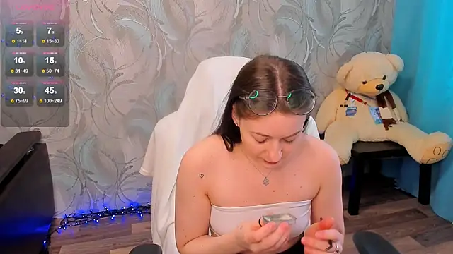 Kitty8meow online show from 02-12-25, 07:44