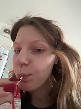 MaryHiggins online show from 02-06-25, 01:43