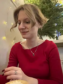 MaryHiggins online show from 02-14-25, 05:19