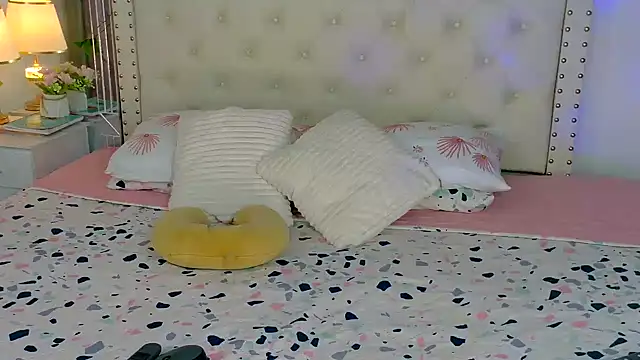 Ariana girlhots online show from 01-18-26, 06:17