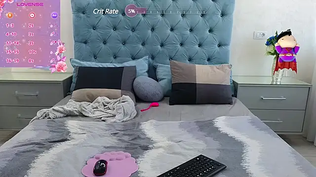 Snapshot of Theowonder chatting on 02-23-25, 07:22 Theowonder online show from 02-23-25, 07:22