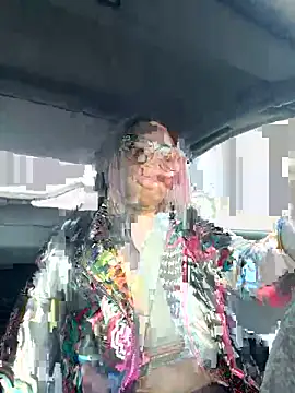 LexiCoco online show from 03-05-25, 04:13