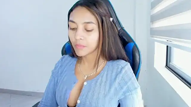 sophiax-x online show from 07-16-26, 03:51