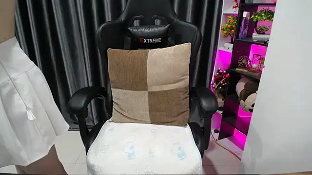 Yuki-yio online show from 09-09-25, 01:05