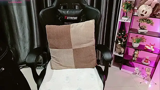 Yuki-yio online show from 02-02-26, 01:15