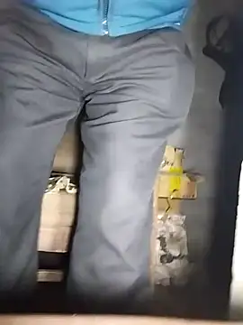 Snapshot of Pitercom chatting on 02-21-25, 01:22 Pitercom online show from 02-21-25, 01:22