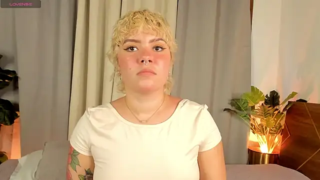 Amy art online show from 02-27-26, 07:25