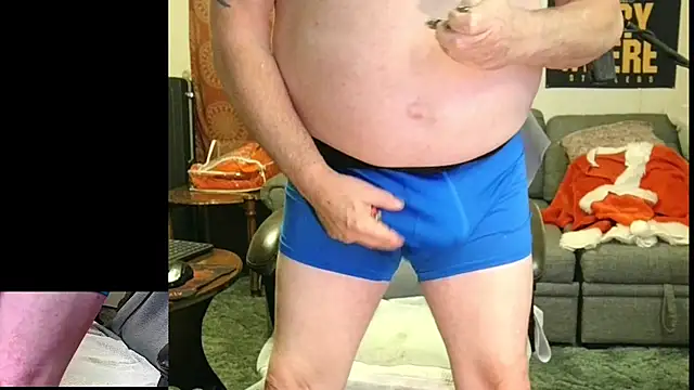 Snapshot of countrydomdaddy chatting on 12-24-24, 01:06 countrydomdaddy online show from 12-24-24, 01:06