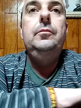 Snapshot of Hot-pico76 chatting on 12-27-24, 09:32 Hot-pico76 online show from 12-27-24, 09:32