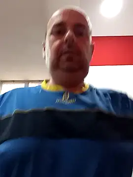 Snapshot of Hot-pico76 chatting on 01-27-25, 08:18 Hot-pico76 online show from 01-27-25, 08:18