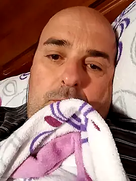 Snapshot of Hot-pico76 chatting on 02-18-25, 06:59 Hot-pico76 online show from 02-18-25, 06:59