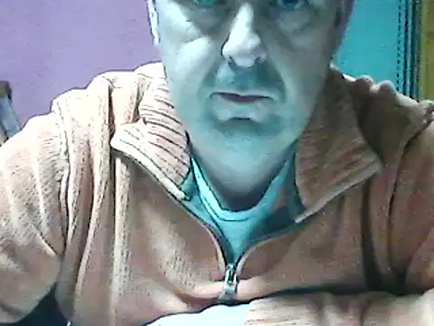 Snapshot of Hot-pico76 chatting on 03-17-25, 08:40 Hot-pico76 online show from 03-17-25, 08:40