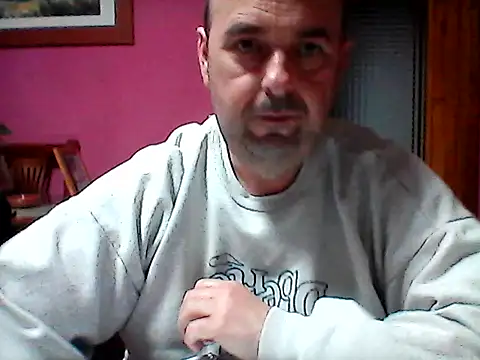 Snapshot of Hot-pico76 chatting on 03-18-25, 06:48 Hot-pico76 online show from 03-18-25, 06:48