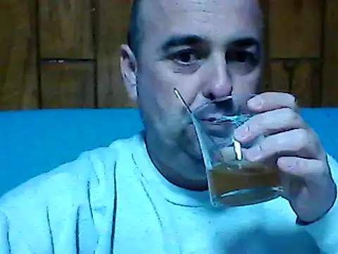 Snapshot of Hot-pico76 chatting on 01-11-26, 05:29 Hot-pico76 online show from 01-11-26, 05:29