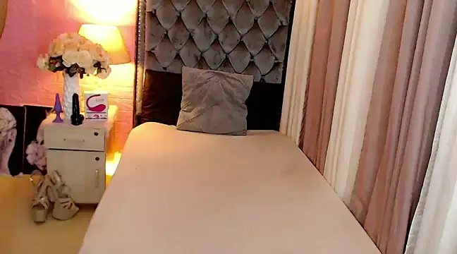 Snapshot of Urgirl_Ekang chatting on 01-09-25, 11:34 Urgirl Ekang online show from 01-09-25, 11:34