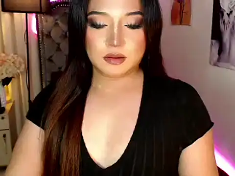 Snapshot of Urgirl_Ekang chatting on 01-09-26, 05:15 Urgirl Ekang online show from 01-09-26, 05:15