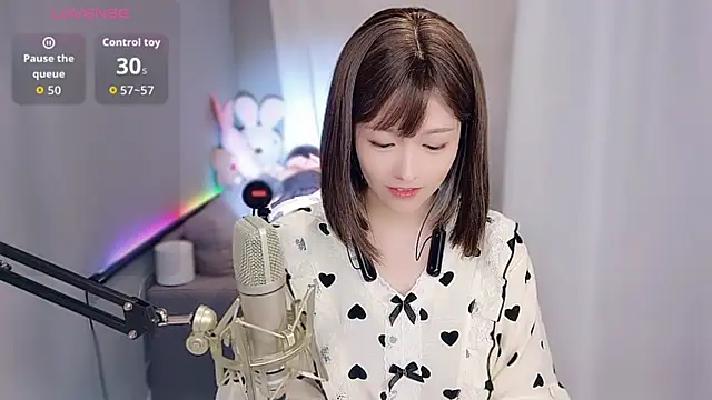 tw lala online show from 11-18-25, 04:44