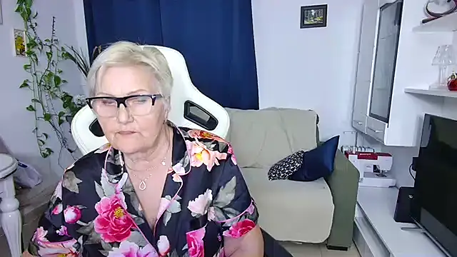 Selenna57 online show from 04-13-26, 05:29