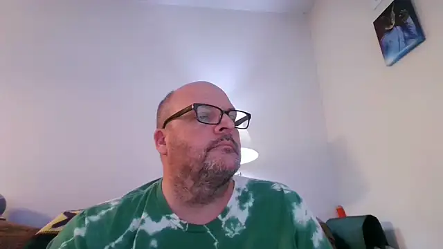 Snapshot of Ursulet_US chatting on 10-23-25, 08:18 Ursulet US online show from 10-23-25, 08:18