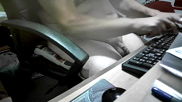 Snapshot of dirtyharry2022 chatting on 12-16-24, 06:38 dirtyharry2022 online show from 12-16-24, 06:38