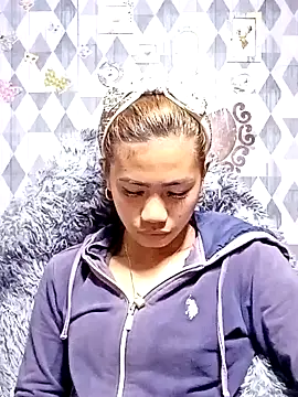 Cutie body11 online show from 01-14-25, 01:04