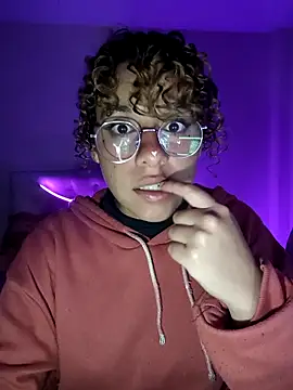 EmmaMelissa0521 online show from 03-12-25, 03:57