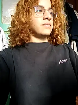 EmmaMelissa0521 online show from 10-04-25, 10:08