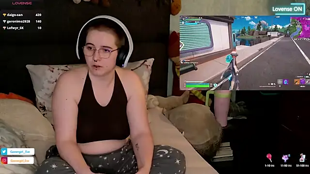 GamerGirl Eve online show from 03-08-25, 10:24