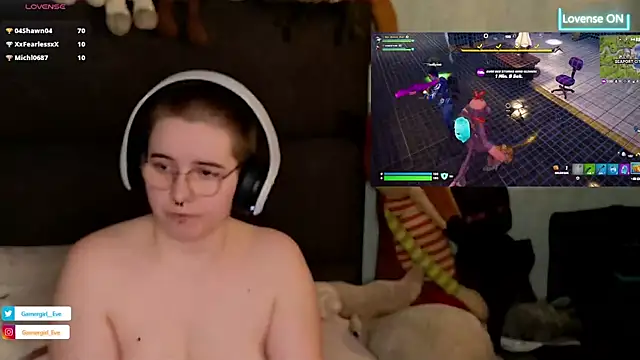 GamerGirl Eve online show from 03-09-25, 10:19