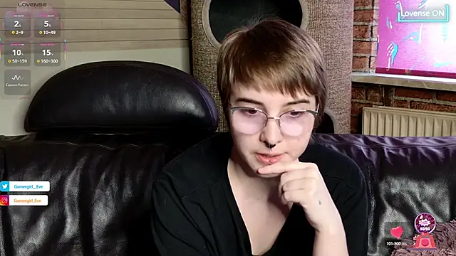 GamerGirl Eve online show from 09-24-25, 03:59