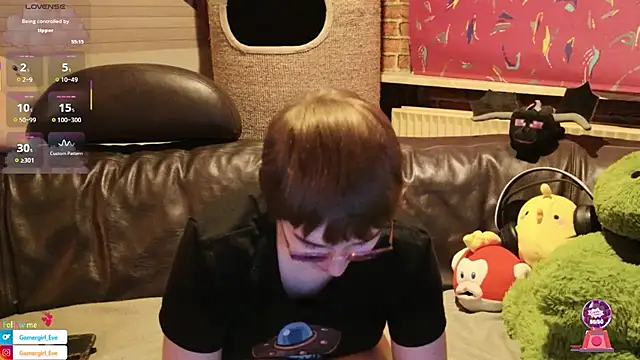 GamerGirl Eve online show from 10-11-25, 06:06