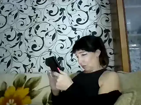 JeaneDavis online show from 11-11-25, 02:39