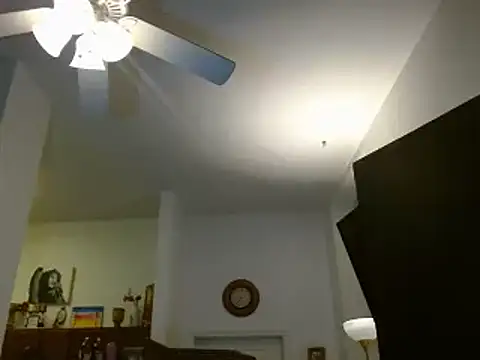 realninafame online show from 10-19-25, 06:14