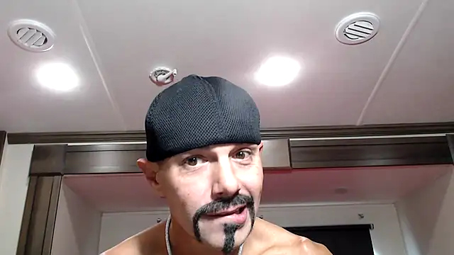 ThickD2C online show from 12-17-25, 06:25