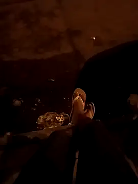 Junior013R online show from 09-17-25, 07:10